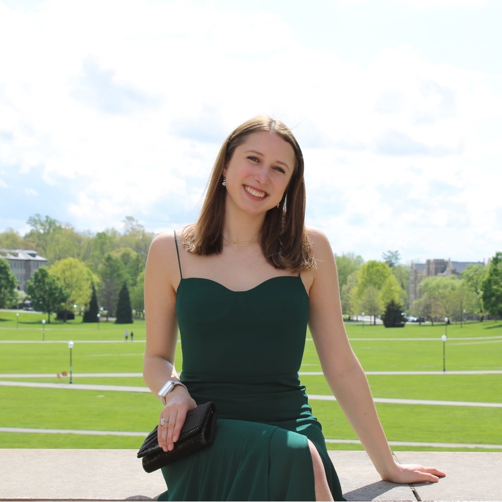 Meet your Posher, Elizabeth